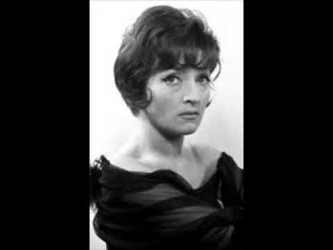 Barbara Rylska - Panna Mania gra na mandolinie