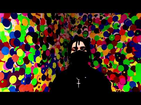 Darkuzi - Crazy Ft SAVVY (Official Video)