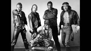 Grandmaster Flash &amp; The Furious 5 - New York, New York (1984 HQ)