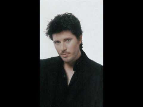 Stelios Constantas - Mi m'agapas toso poly