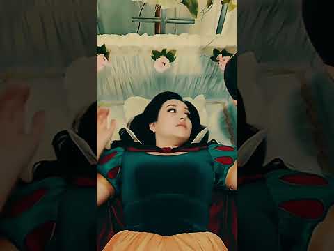 She wants to be a Snow White! #drama #funeral #beauty