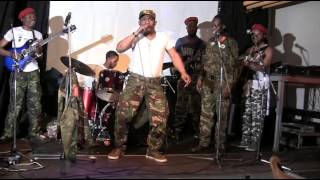 Ngoma Africa dans la dance au cabaret du monde