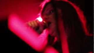 Wanda & Nova deViator - Love Song, live 6.3.2013 (better sound)