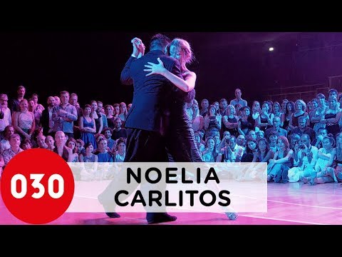 Noelia Hurtado and Carlitos Espinoza – El aeroplano #NoeliayCarlitos