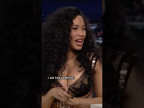 #CardiB smelled like chicken caesar salad after putting raw garlic in her hair 😭 #FallonTonight