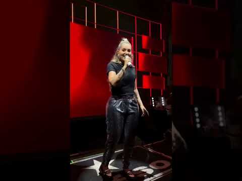 Yara Tchê cantando Tô Bem, Passou em Aurora-CE | Central dos Desejeiros