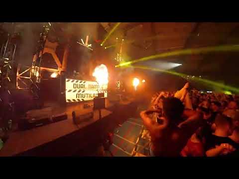 Dual Damage ft Bmberjck Ft. Mc Siqnal - Total Demolition (dual Damage Live Edit) @ Get Wrecked 2024