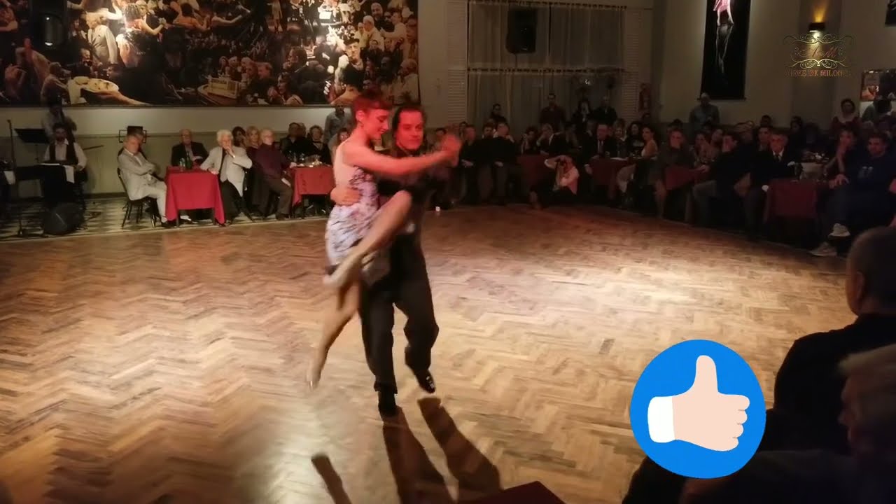 Tango Show, Barbara Wainnright, Juan Rugieri. milonga Parakultural Salón Canning