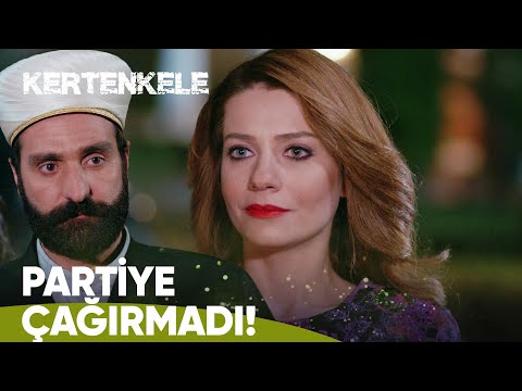 Zehra, Ziya hocayı partiye çağırmadı! - Kertenkele 4. Bölüm