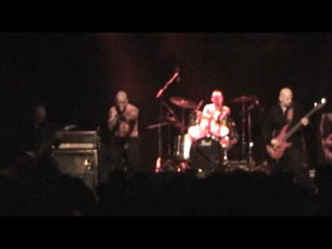 Enterro - This Land Shall Burn (Lapa Multshow - BH)