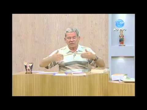 Qual a postura correta na hora da Consagração ?