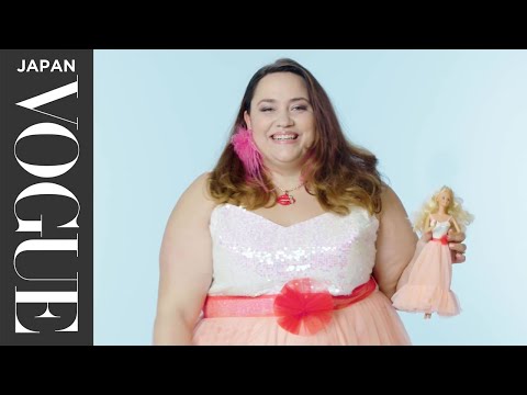 各種身材的女性都可以試穿同款芭比裙!| VOGUE JAPAN (あらゆる体型の女性が同じバービードレスを試着！| VOGUE JAPAN)
