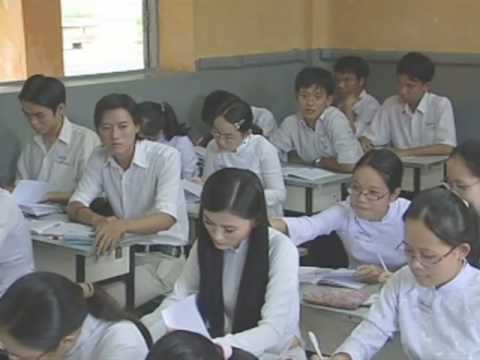 Thể hiện bởi Duy Quang