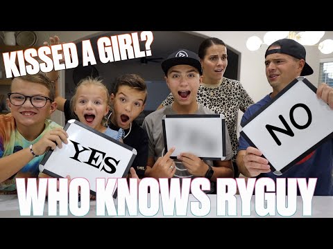 WHO KNOWS RYLER BETTER?! | PARENTS VS SIBLINGS