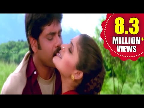 download lagu mp3 mp4 Ravoyi Chandamama Video Songs, download lagu Ravoyi Chandamama Video Songs gratis, unduh video klip Ravoyi Chandamama Video Songs