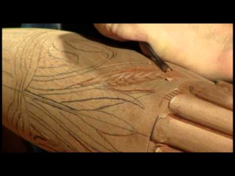 Mary May Carving a Charleston Rice Bed for 2015 MESDA Furniture Seminar