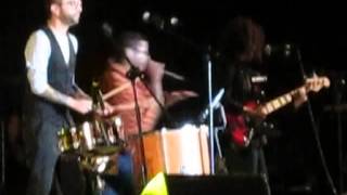 JUNTOS CAMINANDO-KALIMBA-CONCIERTO COACH LA VOZ PERÚ