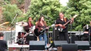 Carlene Carter - Break My Little Heart In Two