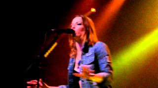 Halestorm - Gold Dust Woman (Antwerp, April, 12 2014)
