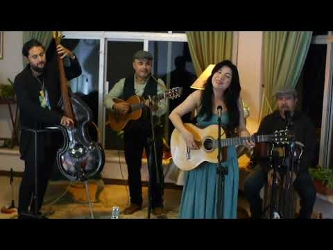 Óleo de una mujer con sombrero