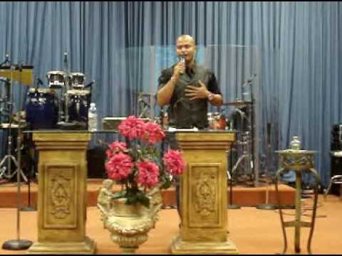 Sacrificio de Amor - Misael Roldán