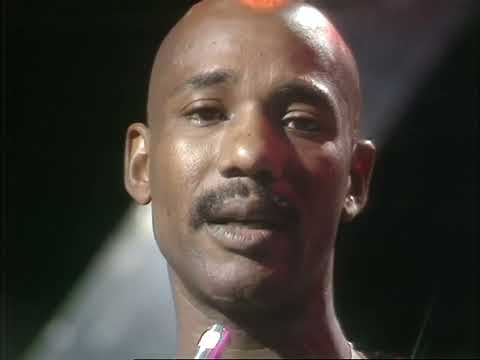 Hot Chocolate - A Child's Prayer (TOTP 28th August 1975)