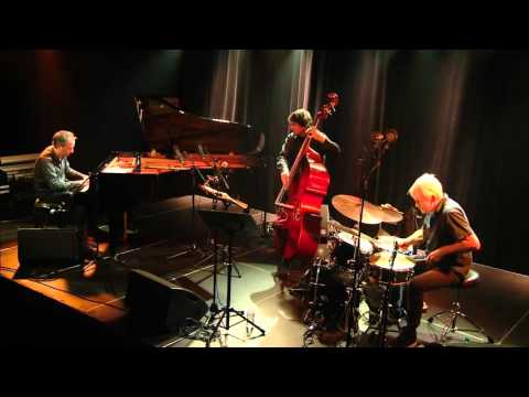 Ivan Paduart (Piano) - Philippe Aerts (Bass) - Hans van Oosterhout (Drums)