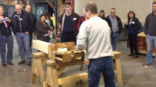 Cutting Dovetail Corner For Log Home