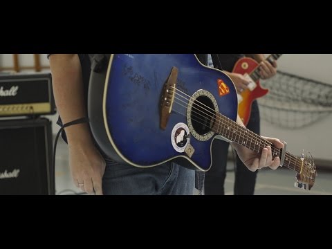 Emanuele Dabbono & Terrarossa - Piccoli Passi [OFFICIAL VIDEOCLIP]