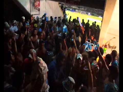 "PREVIA CLASICO! TRAIGAN VINO JUEGA LA AKD!" Barra: Los Chiflados &bull; Club: Blooming