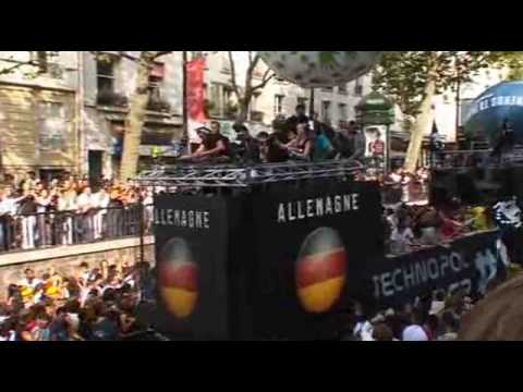 Joachim Garraud at the 2007 Techno Parade, Paris