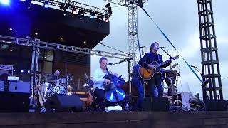 New Rock-out Ending of Archie and Paris