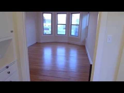 Marina: Sunny Top Floor Renovated Studio w/ Hardwood Floors for Rent