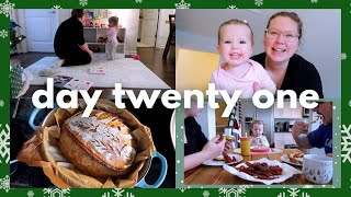 VLOGMAS DEC 21 | sourdough bread, alvin making dinner, feeling under the weather, baked oats + more