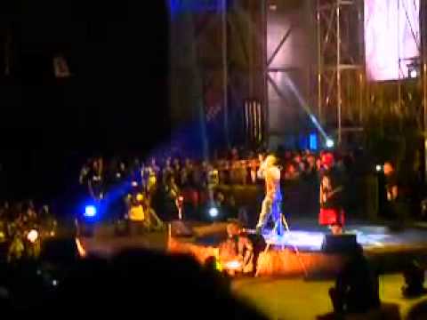 Batalla de los gallos Perú 2012 RedBull - Warrior vs Els Mc Parte1