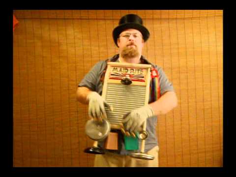 Mister Maid Rite washboard player