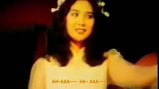 Download lagu Rhoma Irama - Bimbang {Original Soundtrack Film Sebuah Pengorbanan} 1982 Full HD mp3