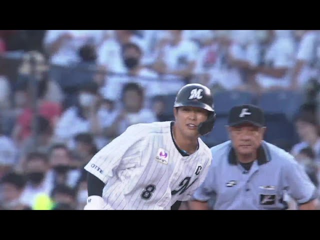 【1回裏】マリーンズ・中村奨吾 初球を捉えてセンターへ先制のタイムリーヒットを放つ!! 2022年7月1日 千葉ロッテマリーンズ 対 東北楽天ゴールデンイーグルス