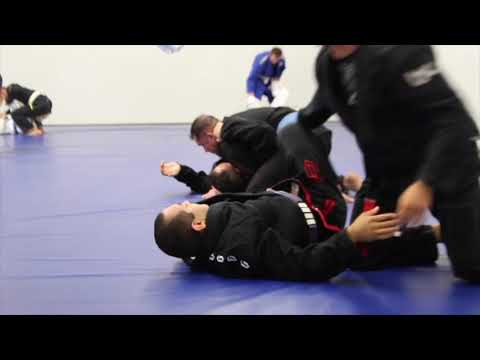 Guard Pass Drills @PTT Brazilian Jiu Jitsu in Corona