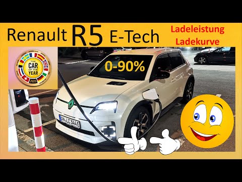 Renault R5 E-Tech 👏 "Car of the Year 25" also at the charging station0️⃣-9️⃣ 0️⃣
