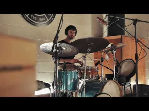 Gillie - Yn Y Bore (Drum Cam)