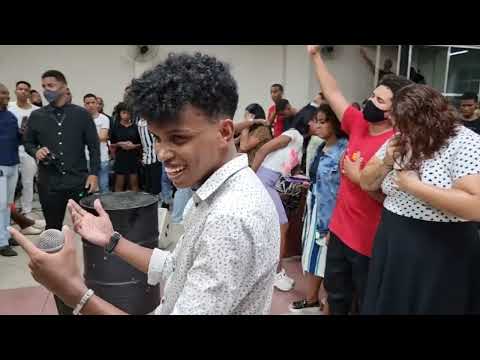 QUE PRESENÇA LINDA 😭 DEUS FALOU TREMENDAMENTE 🔥 Eliwelton Raymond Medley - Sala de Adoração