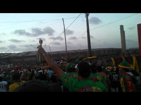 Sampaio Roots - Chegando no Castelão ( 19/10/2013 )