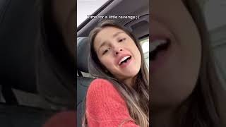 Olivia Rodrigo screaming to Taylor Swift in her car