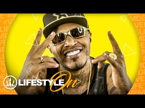 MC Nego Blue - Chama Fio (Web Lyric Oficial)