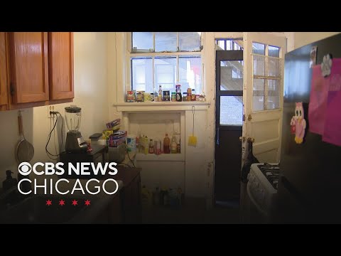 Rogers Park tenants call a rent strike over alleged unsafe living conditions