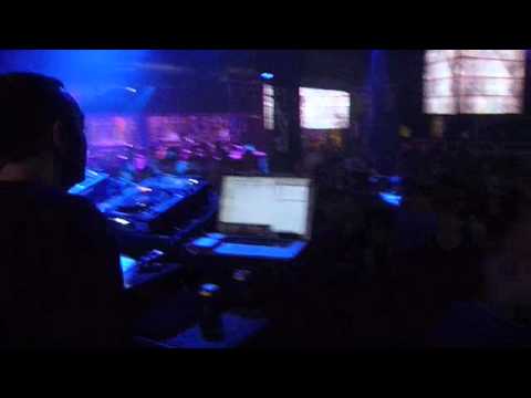 TOP RANKING 10/03/12 Jahwed plays Sis I-Leen feat. Iron Dubz