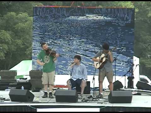 Fiddle Beatbox Bluegrass Hip-Hop Music: FiddleFoxx - 