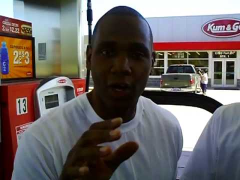 YUNG SAV TV! DJ MISTA SOULL AND SAVS TALKING BUSINESS!