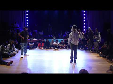 CHOUPI VS CLARENCE ( MĒMØ WAR )